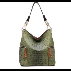 Faux Ostrich/ Croco Shoulder Bag!